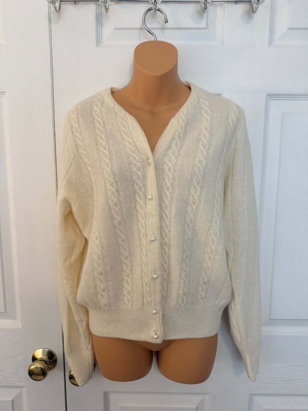Vintage Casual Corner Womens Cardigan Sweater with Pearl Detail M